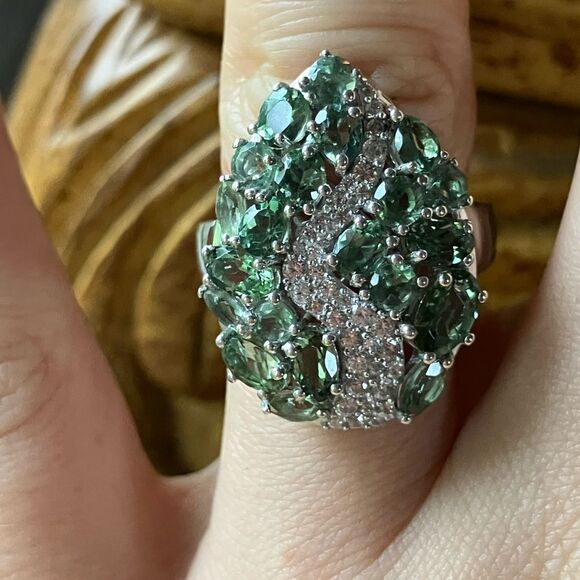 Natural Green Apatite Sterling Silver Cocktail Ring Size 7 - Picture 1 of 9
